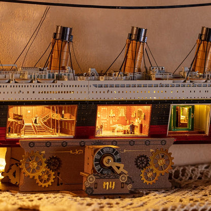 Maqueta ultrarealista Titanic